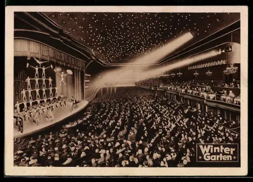 AK Berlin, Wintergarten Varieté, Zuschauerraum, Bühnenshow