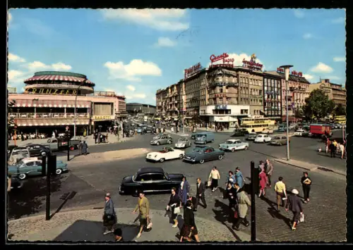 AK Berlin-Charlottenburg, Café Kranzler am Kurfürstendamm, Strassenszene, Autos, Passanten