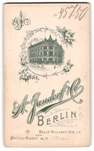 Fotografie Ansicht Berlin, Haus in der Belle-Alliance-Strasse 1/2 mit Atelier von A. Jandorf & Co., Portrait einer Frau