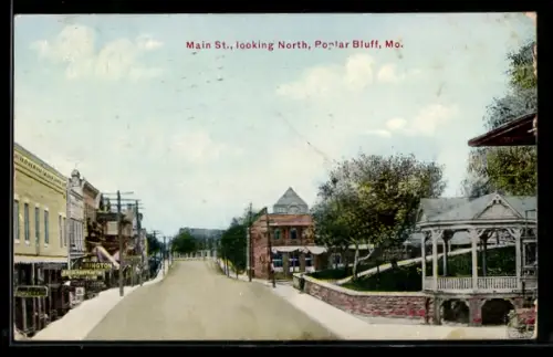 AK Poplar Bluff, MO, Main Street, looking North