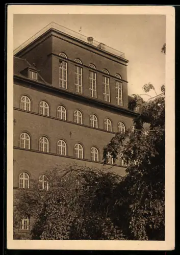 AK Berlin /Neukölln, Staatsbauschule, Südfront