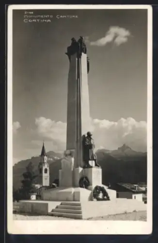 AK Cortina, Monumento Cantore
