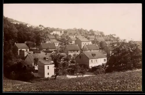 Foto-AK Saarbrücken, Partie an der Russhütte, Teilansicht des Ortes
