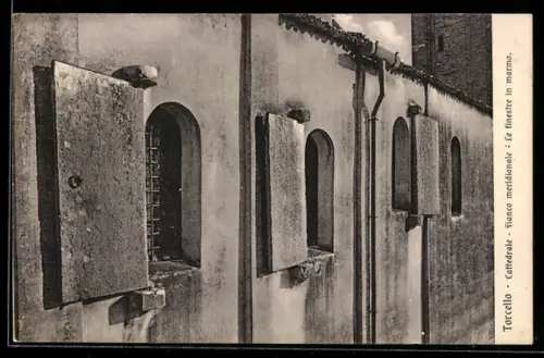AK Torcello, Cattedrale, Fianco meridionale, le finestre in marmo