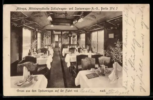 AK Blick in einen Eisenbahn-Speisewagen der Mitropa