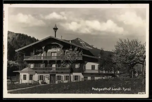 AK Landl-Tyrol, Partie am Gasthof Post