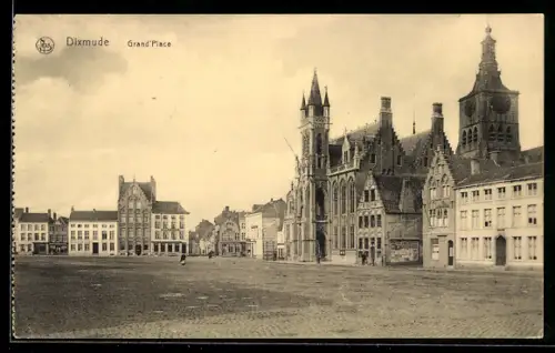 AK Dixmude, Grand`Place