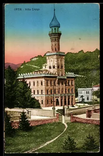 AK Orta, Villa Crespi im Dämmerungslicht