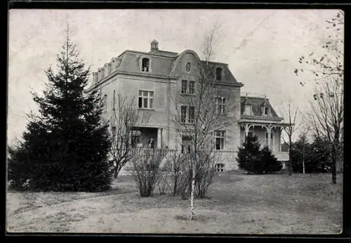 AK Berlin-Zehlendorf, Partie in der Lindenthaler Allee 20, Villa mit Gartenanlage