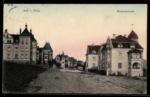 AK Aue i. Erzg., Bismarckstrasse mit Villen, Panorama