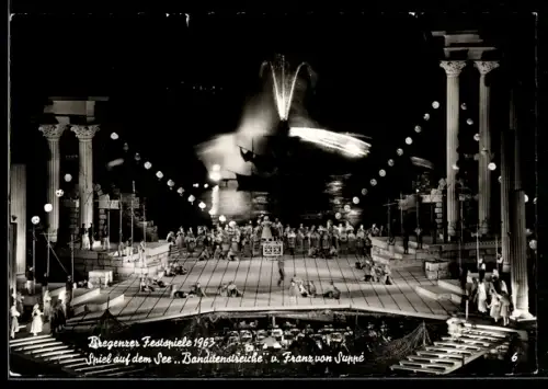AK Bregenz, Festspiele 1963, Spiel auf dem See, Banditenstreiche, Szenenbild, Orchestergraben
