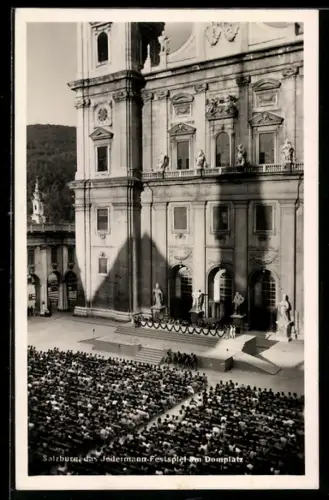 AK Salzburg, das Jedermann-Festspiel am Domplatz
