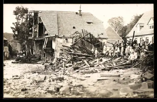 AK Berggiesshübel, Hochwasserschäden am 8. Juli 1927, zerstörte Häuser