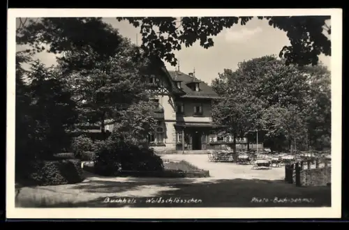 AK Buchholz /Sachsen, Gasthof Waldschlösschen mit Tischen im Freien