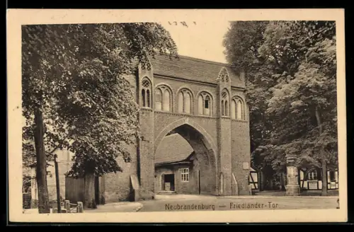 AK Neubrandenburg, Friedländer Tor