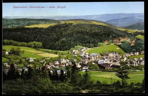 AK Oberschlema i. sächs. Erzgeb., Ortsansicht aus der Vogelschau