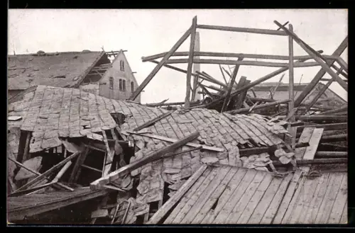 AK Chemnitz, Sturm-Katastrophe 27. Mai 1916, Zerstörtes Gebäude u. abgedecktes Dach