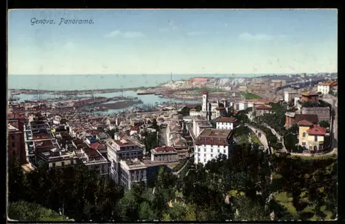 AK Genova, Panorama dalla collina con vista sul porto e la città