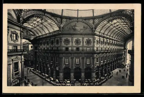AK Milano, Interno della Galleria Vittorio Emanuele II