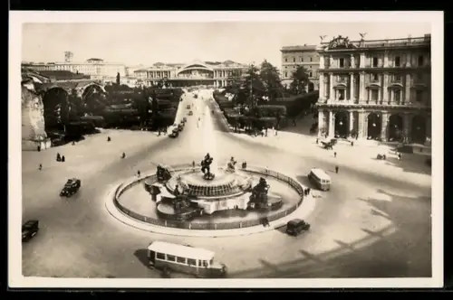 AK Roma, Piazza Esedra o Termini con fontana e traffico