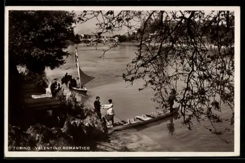 AK Torino, Valentino romantico con barche sul fiume