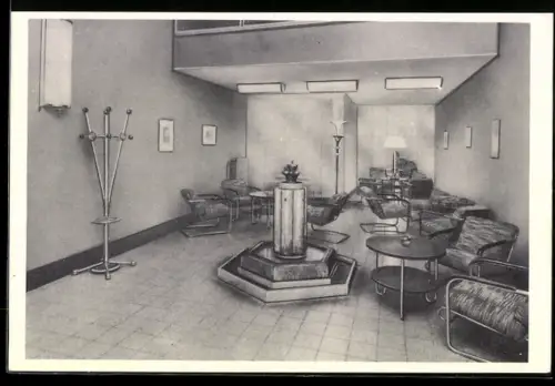 AK Roma, Interno dell`Albergo Impero con area salotto e fontana decorativa