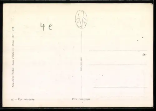 AK Roma, Via Nazionale con automobili e edifici storici