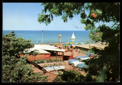 AK Castagneto Carducci, Marina, Vista sulla spiaggia e barche a vela sul mare