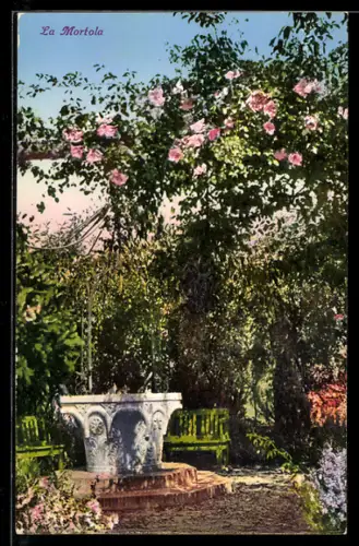 AK La Mortola, Giardino con panca e pergolato fiorito
