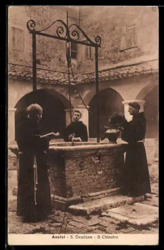 AK Assisi, S. Damiano, Il Chiostro con Frati al Pozzo