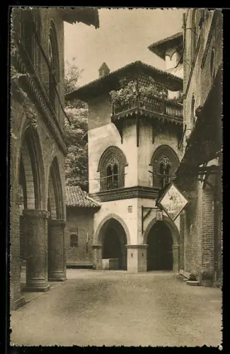 AK Torino, Borgo Medioevale con architettura storica e portici