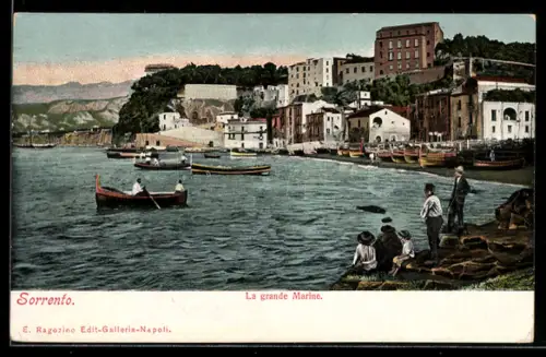 AK Sorrento, La grande Marine, Leute am Ufer und in den Ruderbooten