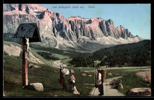 AK Am Sellajoch, Tiroler am Flurkreuz