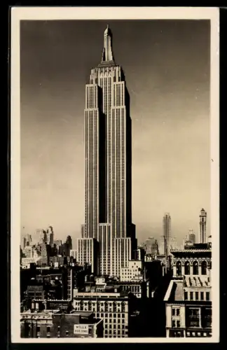 AK New York, NY, Empire State Building
