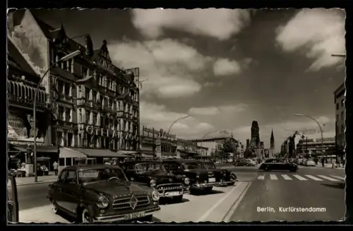 AK Berlin-Charlottenburg, Kurfürstendamm mit Autos und Kaiser-Wilhelm-Gedächtniskirche