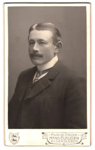 Fotografie Hans Clausen, Hadersleben, Jungfernstieg, Porträt eines Herren