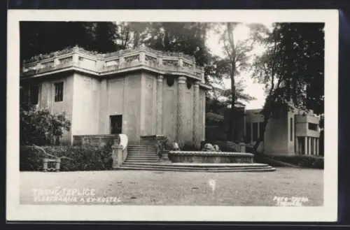 AK Trenc-Teplice, Lekarna a Ev. Kostel