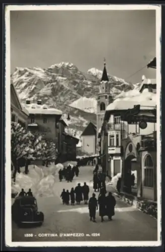 AK Cortina d`Ampezzo, Strassenpartie im Winter