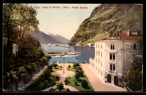 AK Riva /Lago di Garda, Hotel Sonne mit Anlagen u. Seeblick