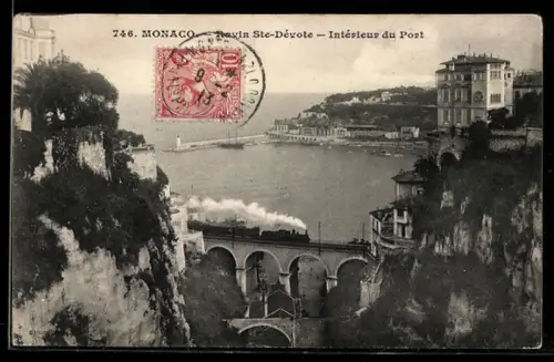 AK Monaco, Ravin Ste-Dévote, Intérieur du Port