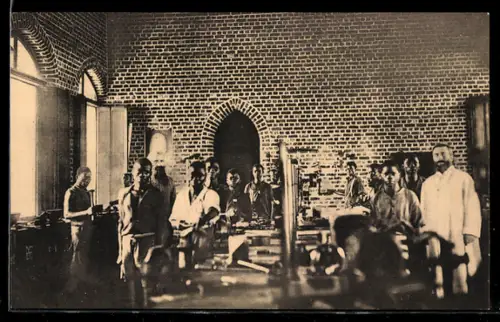 AK Buta, Ecole des Frères Maristes, La Forge