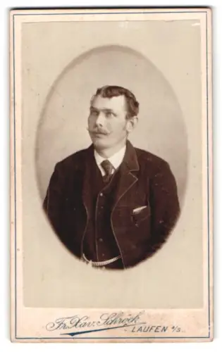 Fotografie Fr. Xav. Schreck, Laufen a. S., Bezirksamtgasse, Porträt eines Herrn