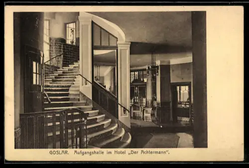 AK Goslar, Hotel Der Achtermann, Aufgangshalle mit Treppe