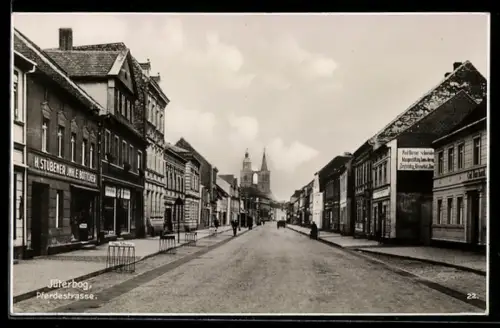 AK Jüterbog, Partie in der Pferdestrasse mit Geschäft H. Stübener, INh. E. Böttcher