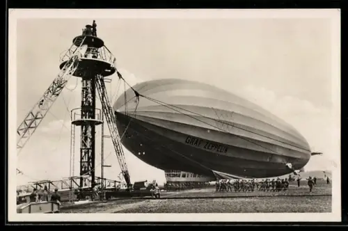 AK Luftschiff Graf Zeppelin am Ankermast
