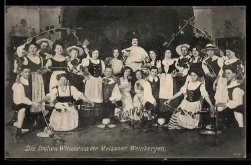 AK Meissen, Gruppenfoto frohe Winzer aus den Meissner Weinbergen