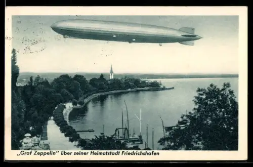 AK Friedrichshafen, Luftschiff Graf Zeppelin über dem Bodensee
