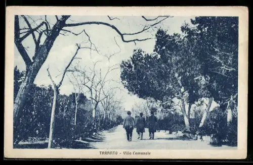 AK Taranto, Villa Comunale, Strassenansicht mit Leuten