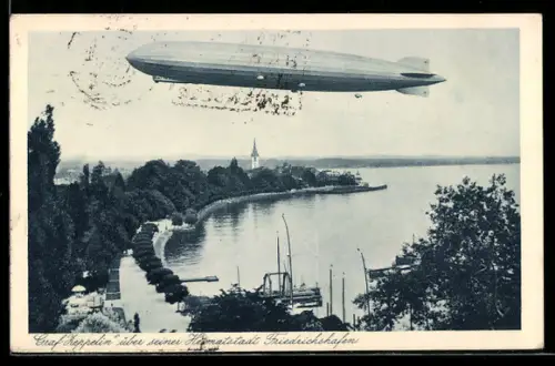AK Friedrichshafen, Luftschiff Graf Zeppelin über dem Bodensee