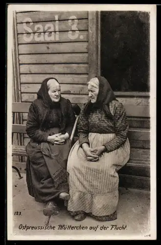 AK Ostpreussische Mütterchen auf de Flucht